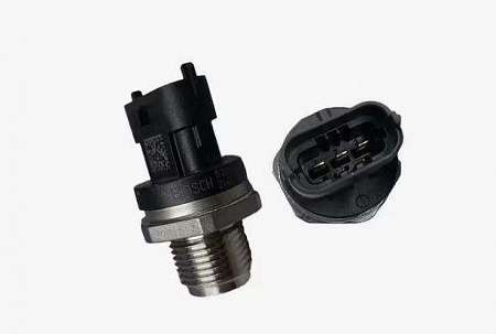 Датчик давления топливной рампы(рейки)Shacman X3000 ,FAW 3310 (BOSCH 281002706,0281002937)(ФШ1725)