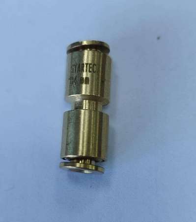 Фитинг прямой 4 мм БРС сталь (INF11MPUC04)(Пн0089)